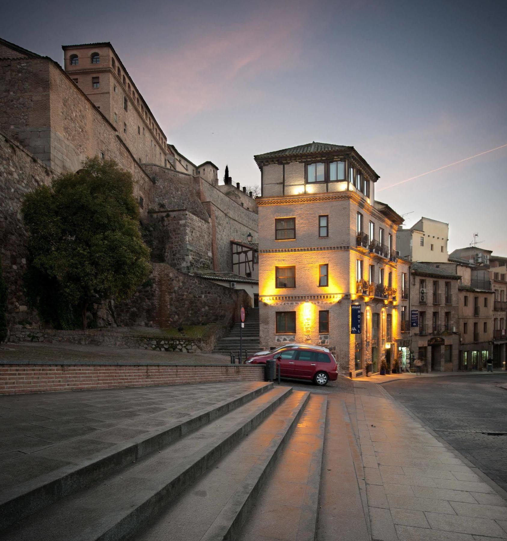 Abad Toledo Hotel Exterior photo